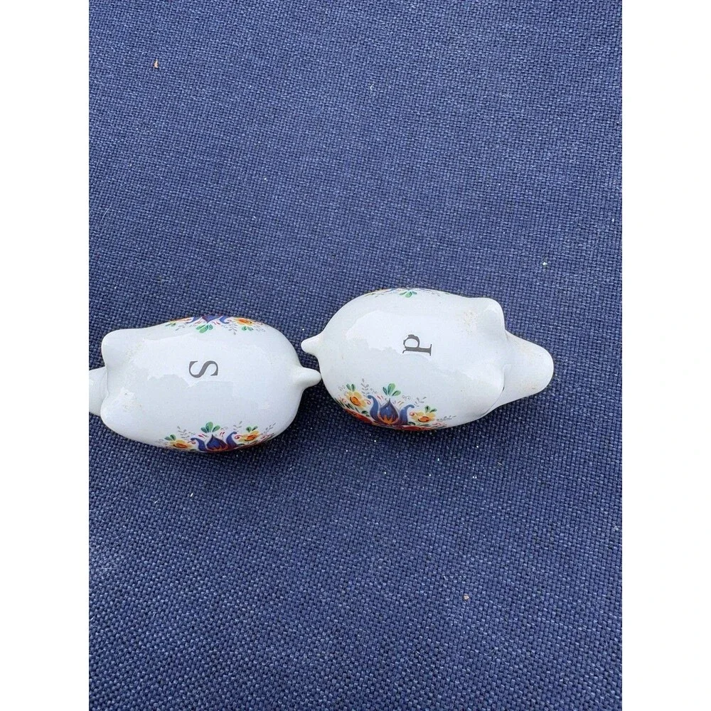 Vintage Reutter Germany Salt & Pepper Pig Shakers Labeled Figurines Figure Set